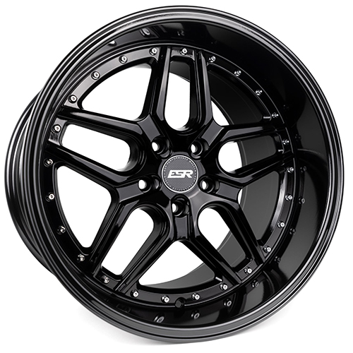 ESR CS15 Gloss Black - Part Number 80551422 CS15GBLK 5X115 ESR CS15 Gloss Black Photo