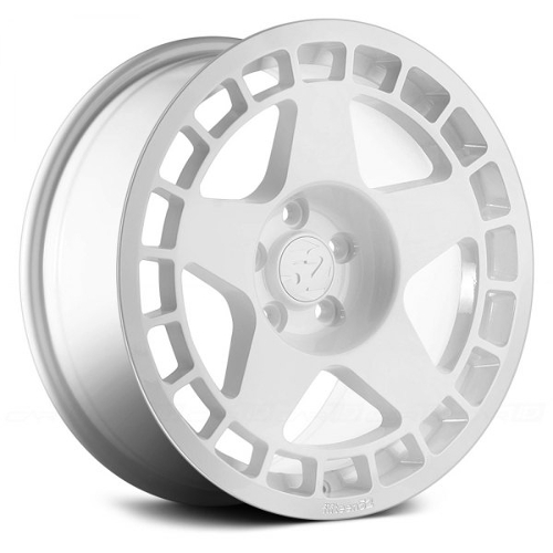 Fifteen52 Turbomac FF04 Rally White - Part Number TURRW-77540+30 Fifteen52 Turbomac FF04 Rally White Photo