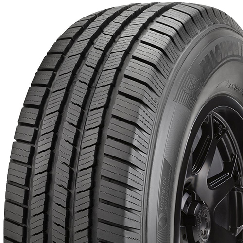 Michelin Defender LTX M/S Photo