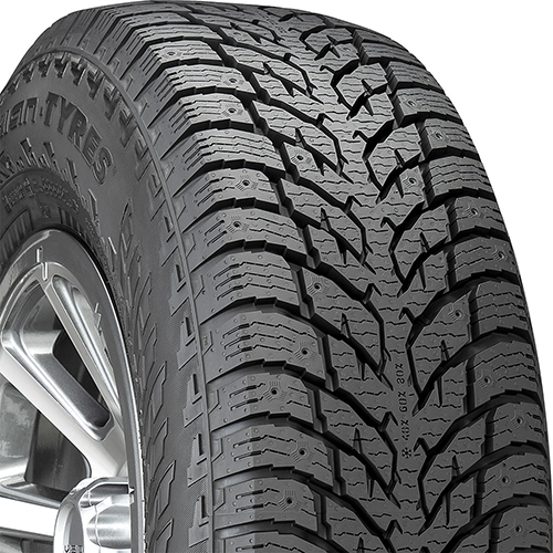 Nokian Hakkapeliitta LT3 - Part Number T430955 Nokian Hakkapeliitta LT3 Photo